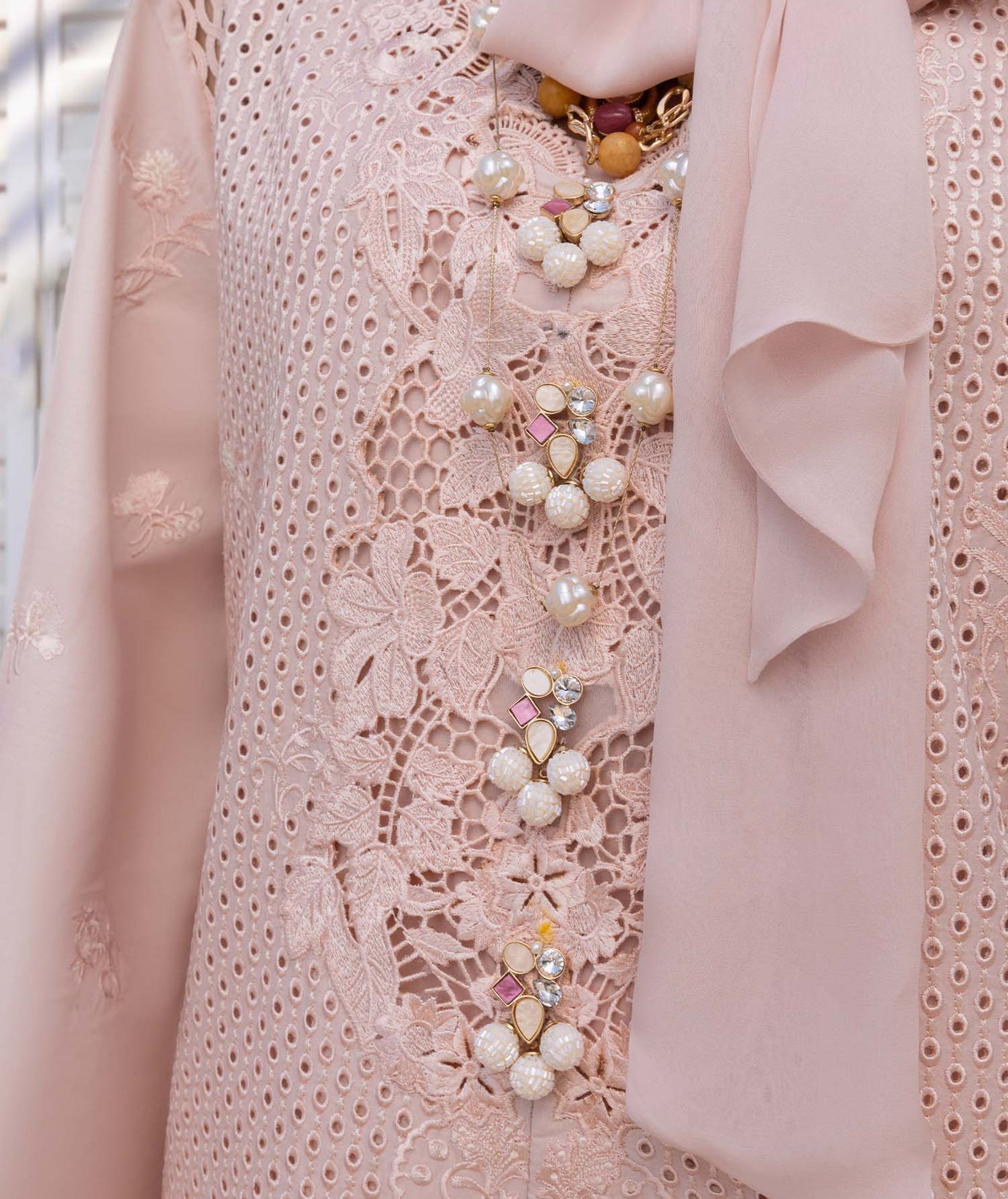 Saira*Shakira Lawn'25 LEYLA-A