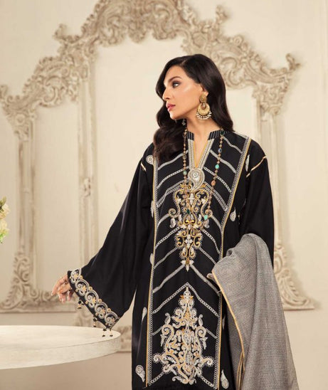 Anamta Luxury Lawn`21 D#02