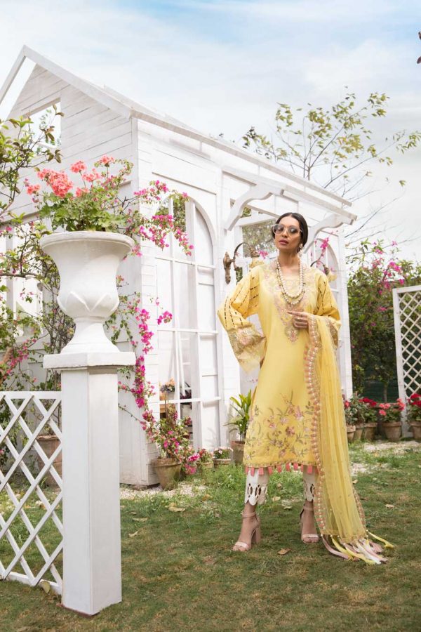 Anamta Luxury Lawn`21 D#04