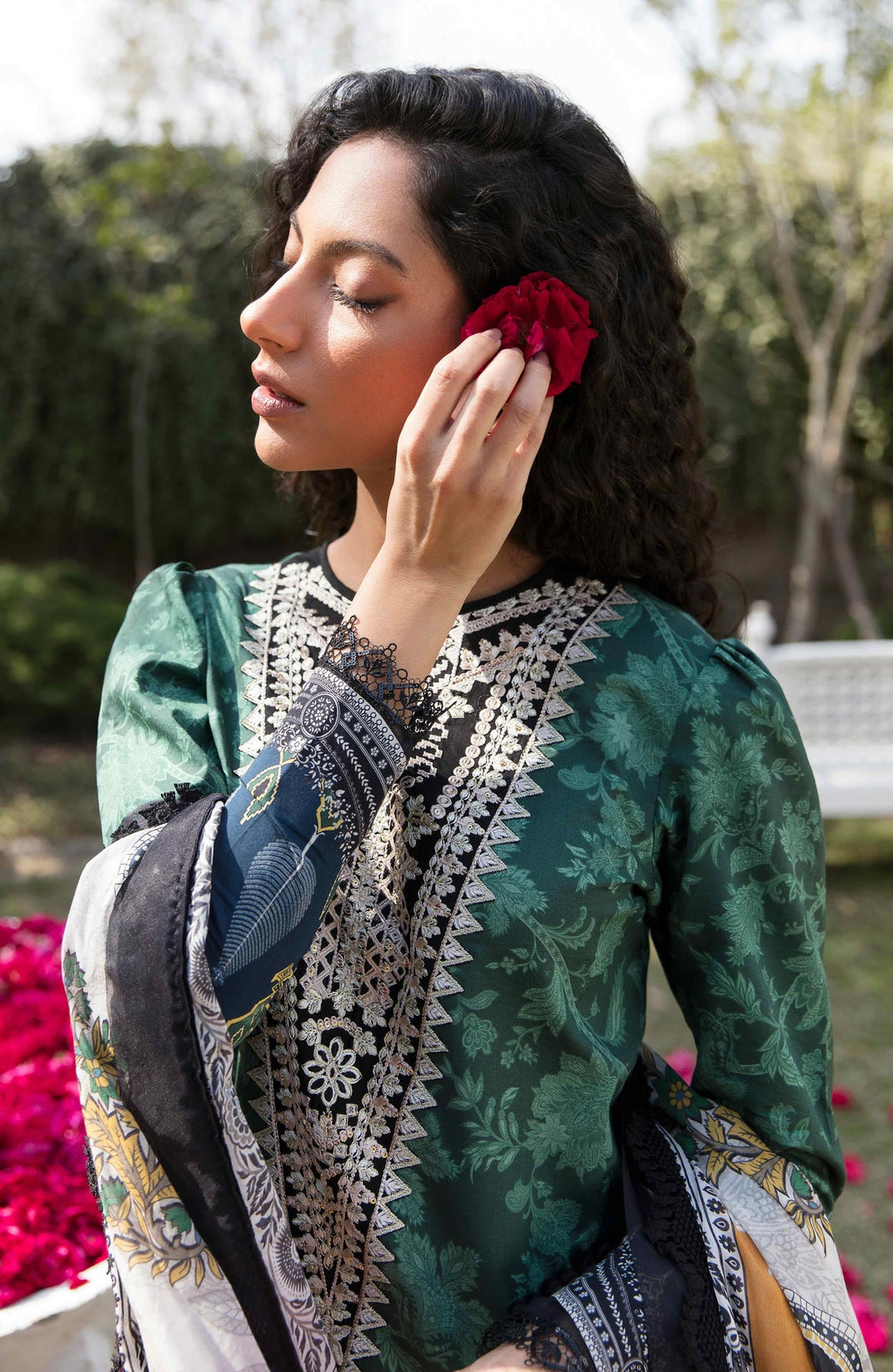 Seran Afsanah Lawn`23 D#01