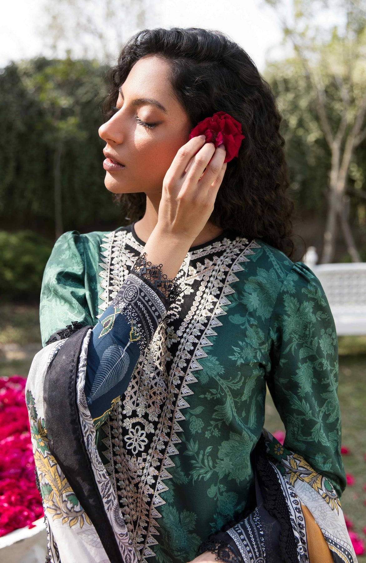 Seran Afsanah Lawn`23 D#01