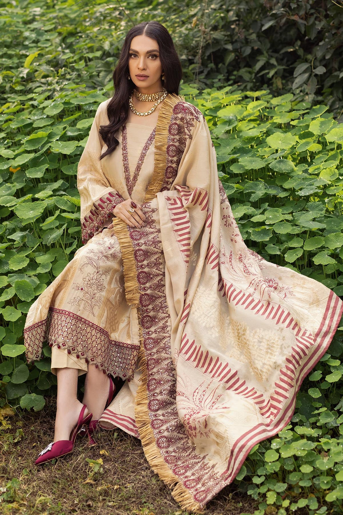 Nureh Maya Jac/Lawn`22 D#29