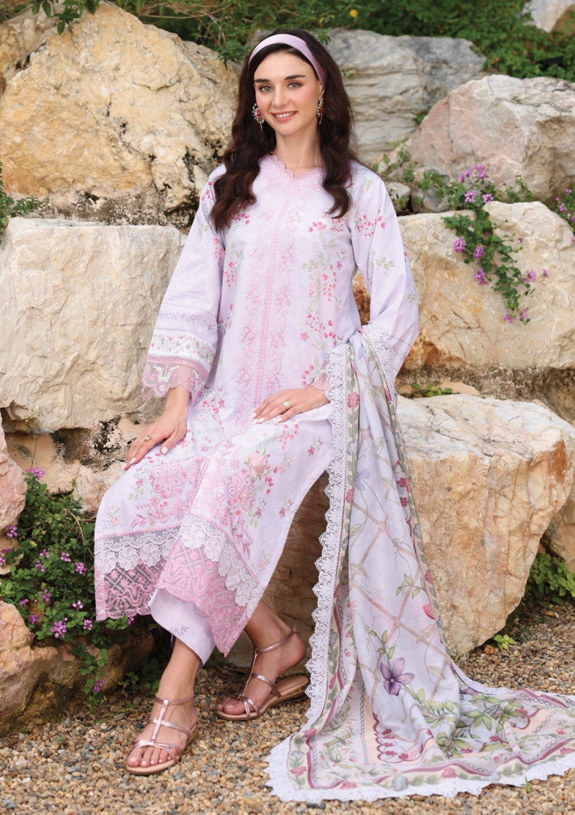 Naqsh Ayleen Lawn`26 NIGARISH