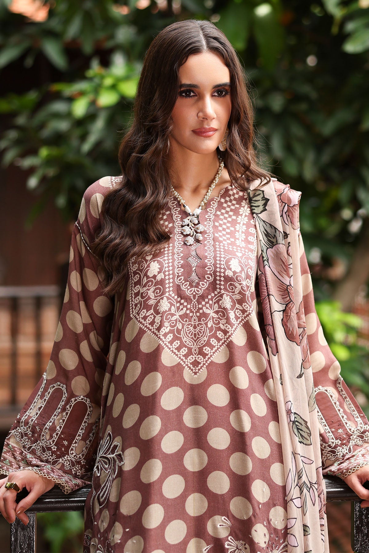 RA Nureh Delights S-Linen`25 DD#20