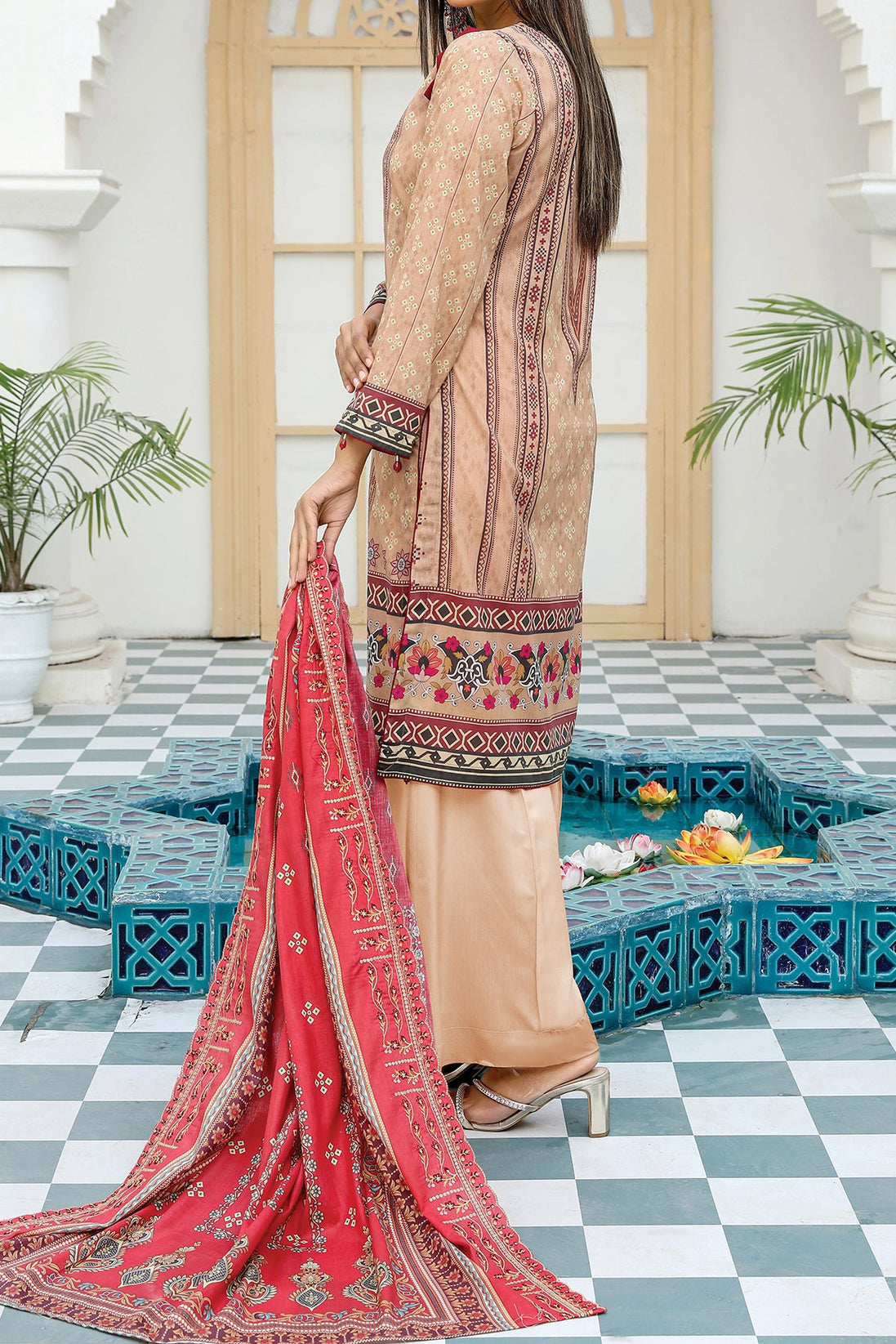 Komal Emb Lawn`24 D#04