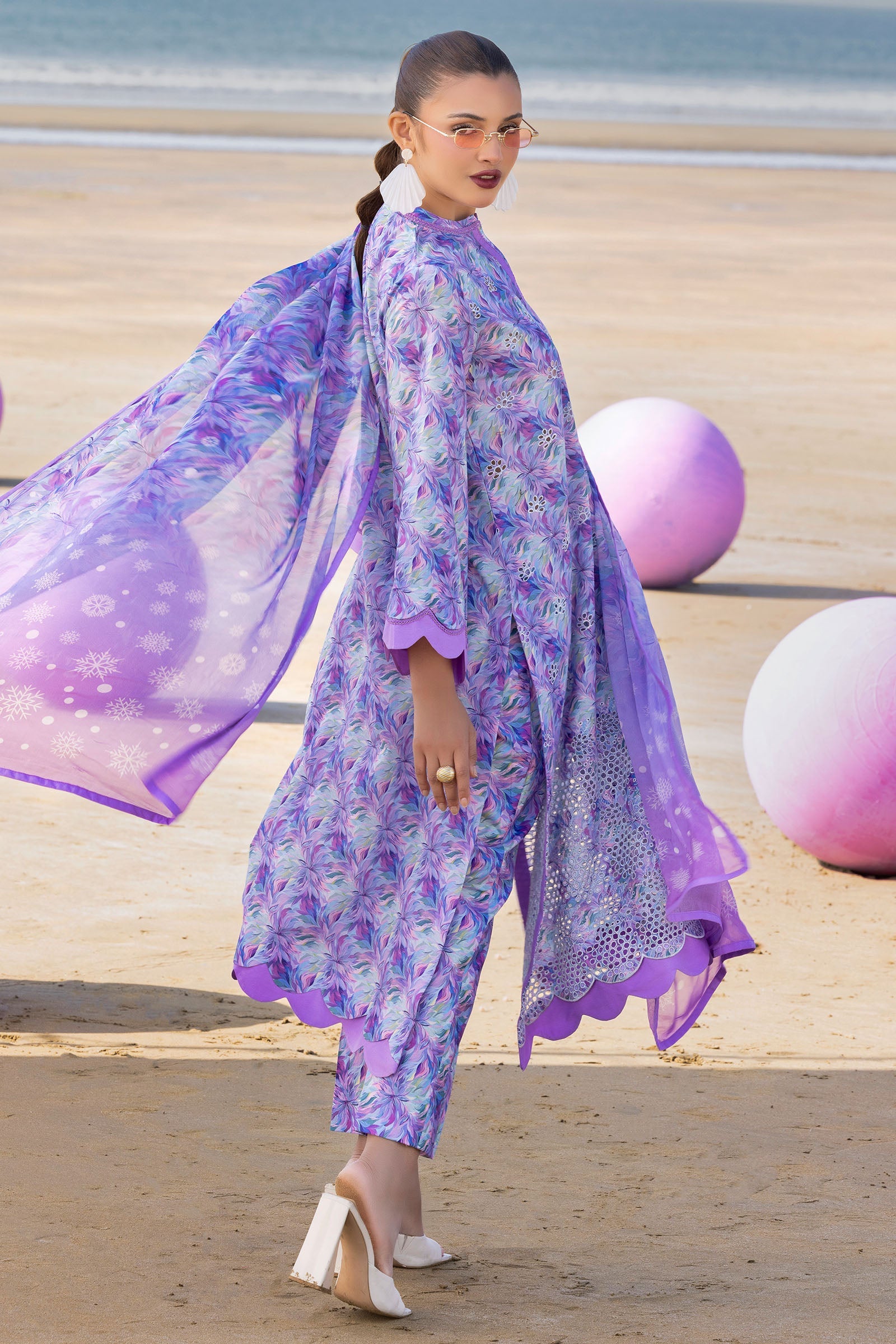 Muscari Luxury C/Kari Lawn`25 SCC#200