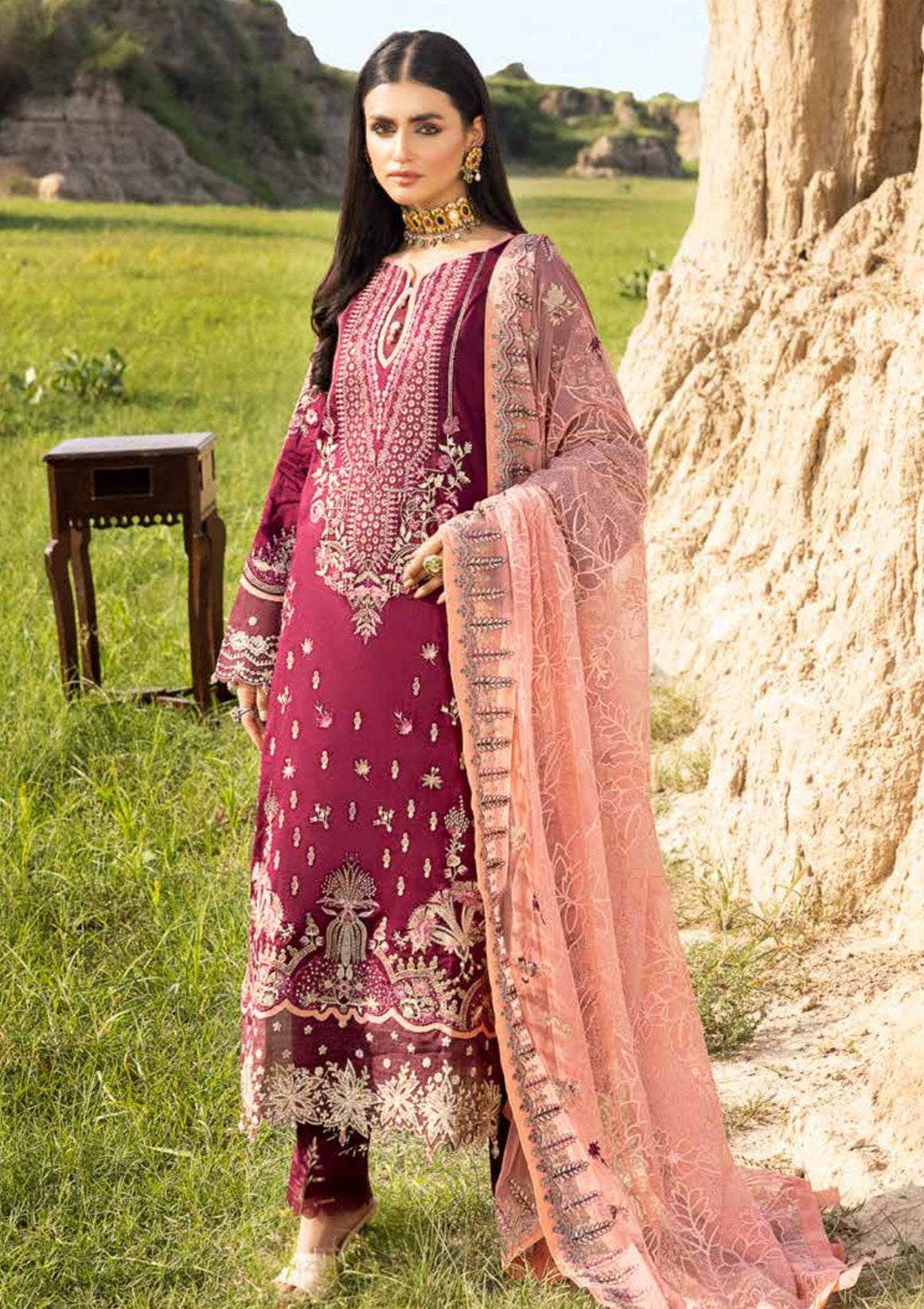 Muscari Emb Cotton Satin`22 D#101