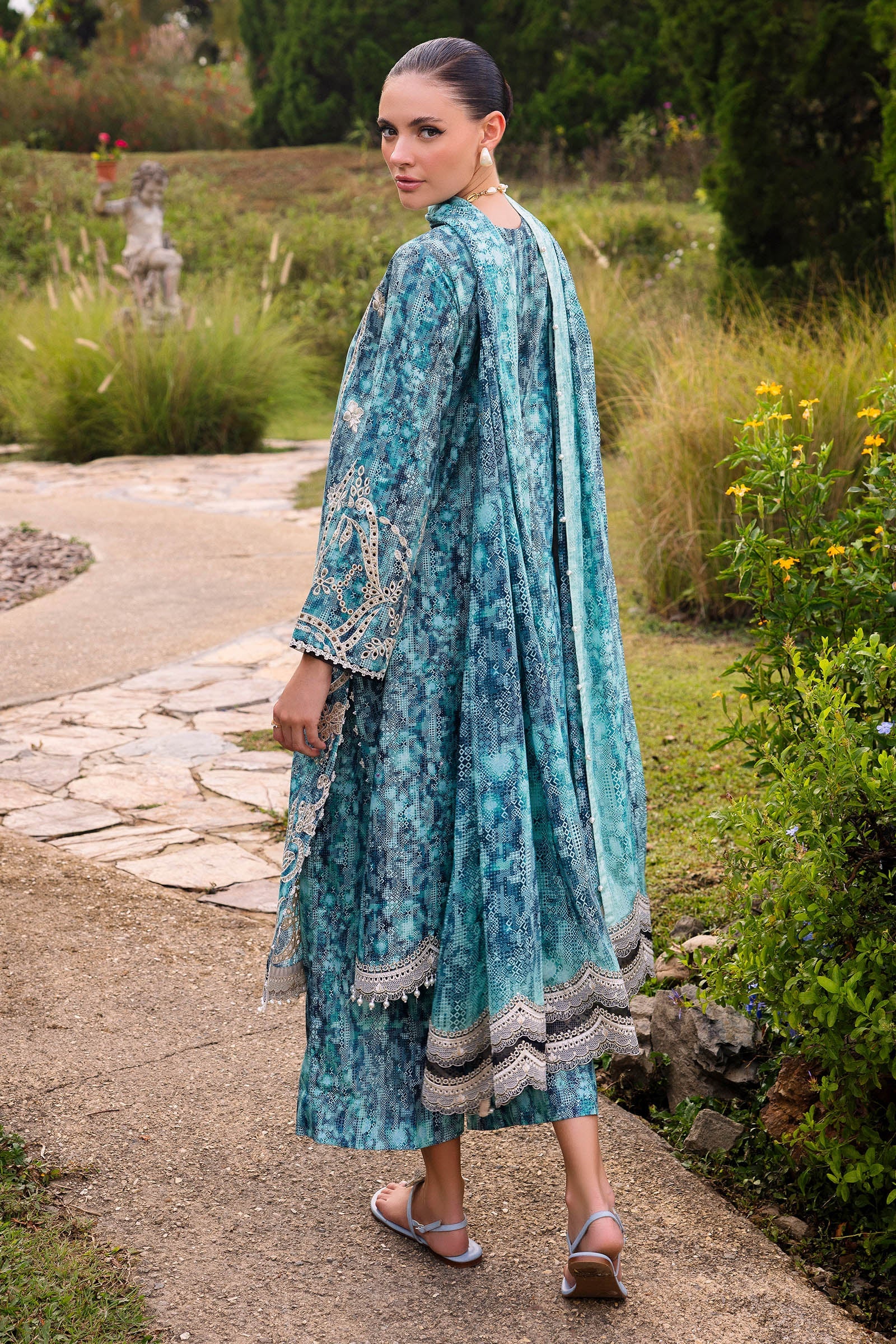 Shaista Muscari C/Kari Lawn`26 Vol-2 D#49