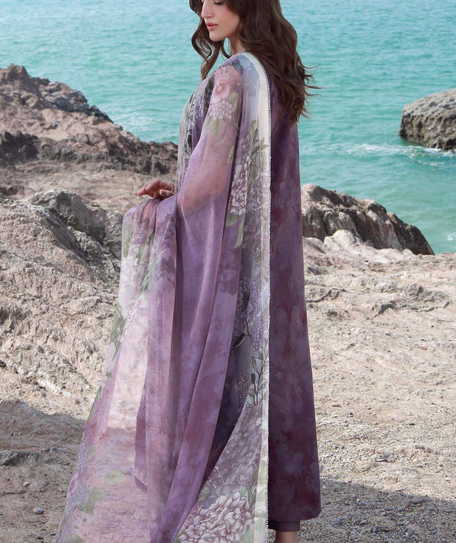 Seran Afsanah Lawn'25 (MYRA)