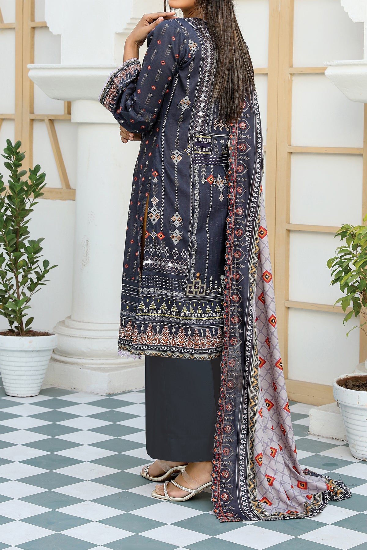 Komal Emb Lawn`24 D#08
