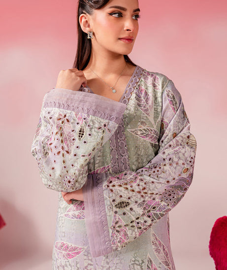 RA Nureh Emb C/Kari Lawn'24 NU#147