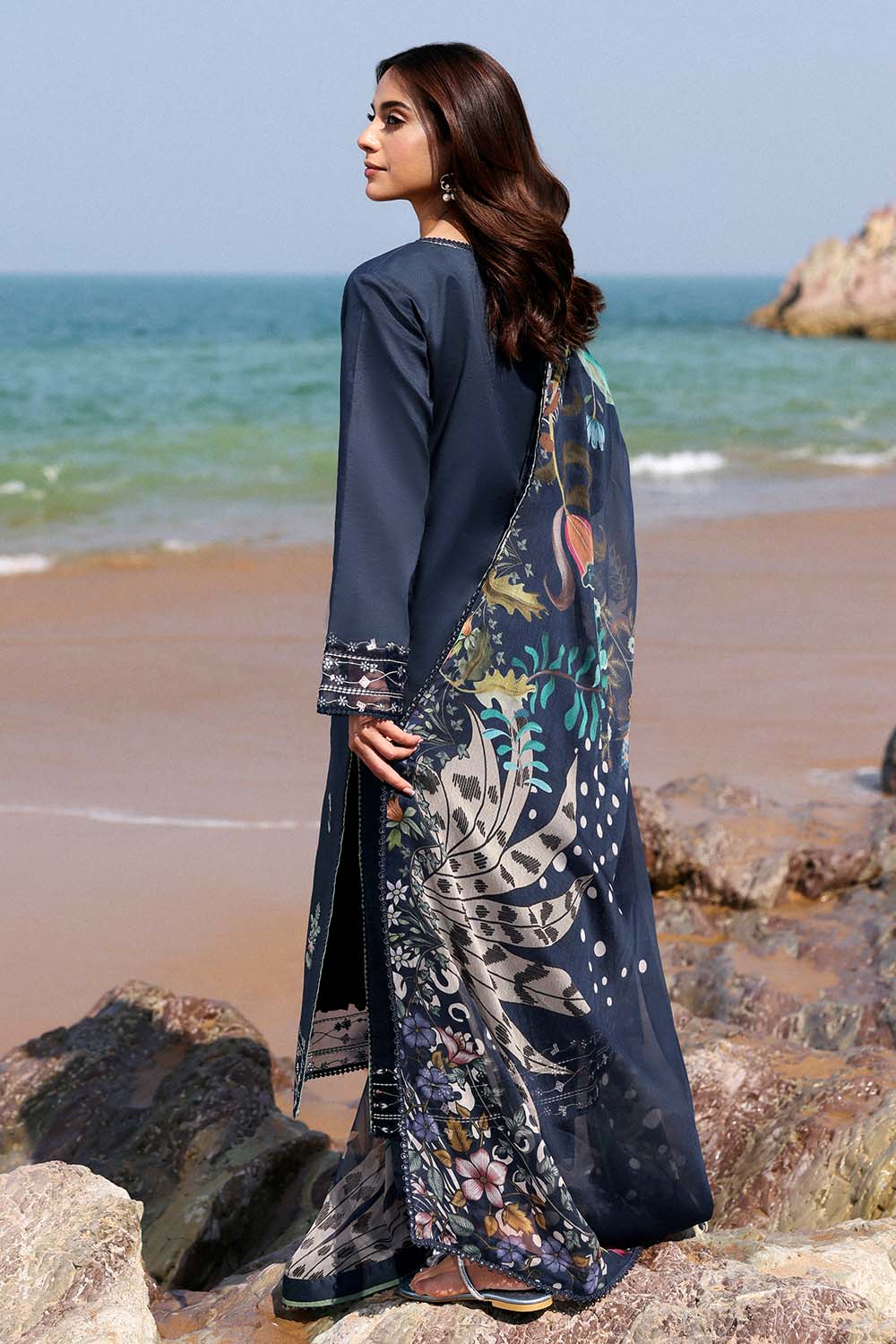 Seran Afsanah Lawn'25 (MERAL)