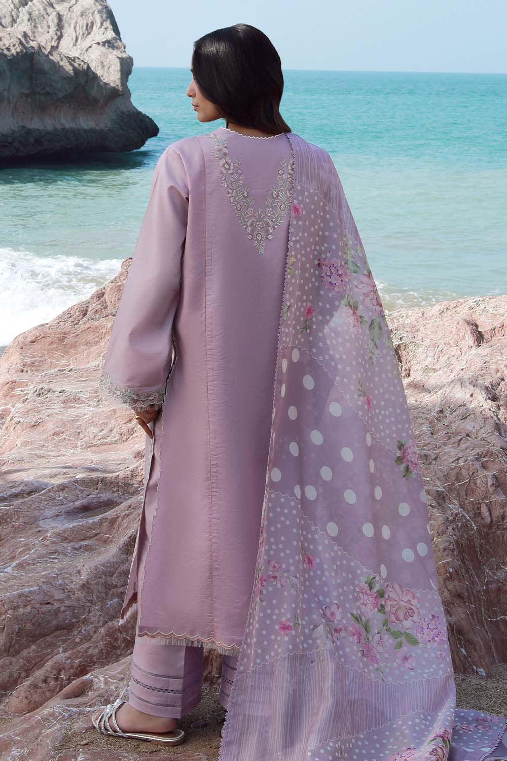 Seran Afsanah Lawn'25 (NIHAL)