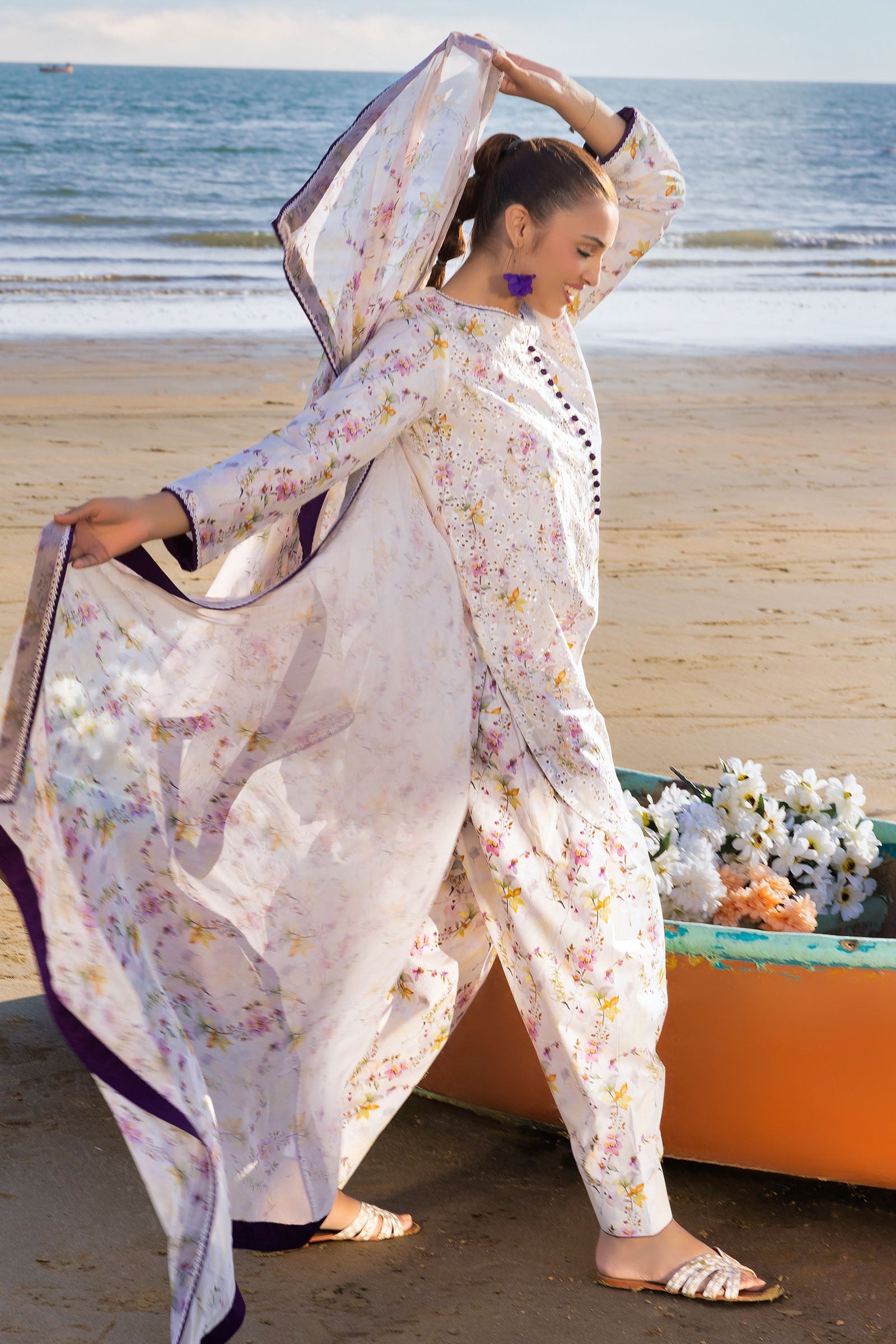 Muscari Luxury C/Kari Lawn`25 SCC#207