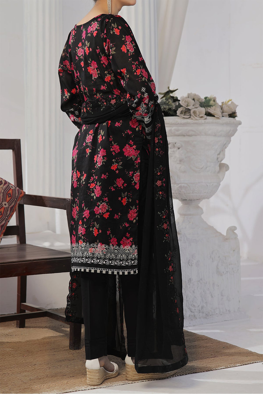 Khansa Luxury Lawn`25 D#06