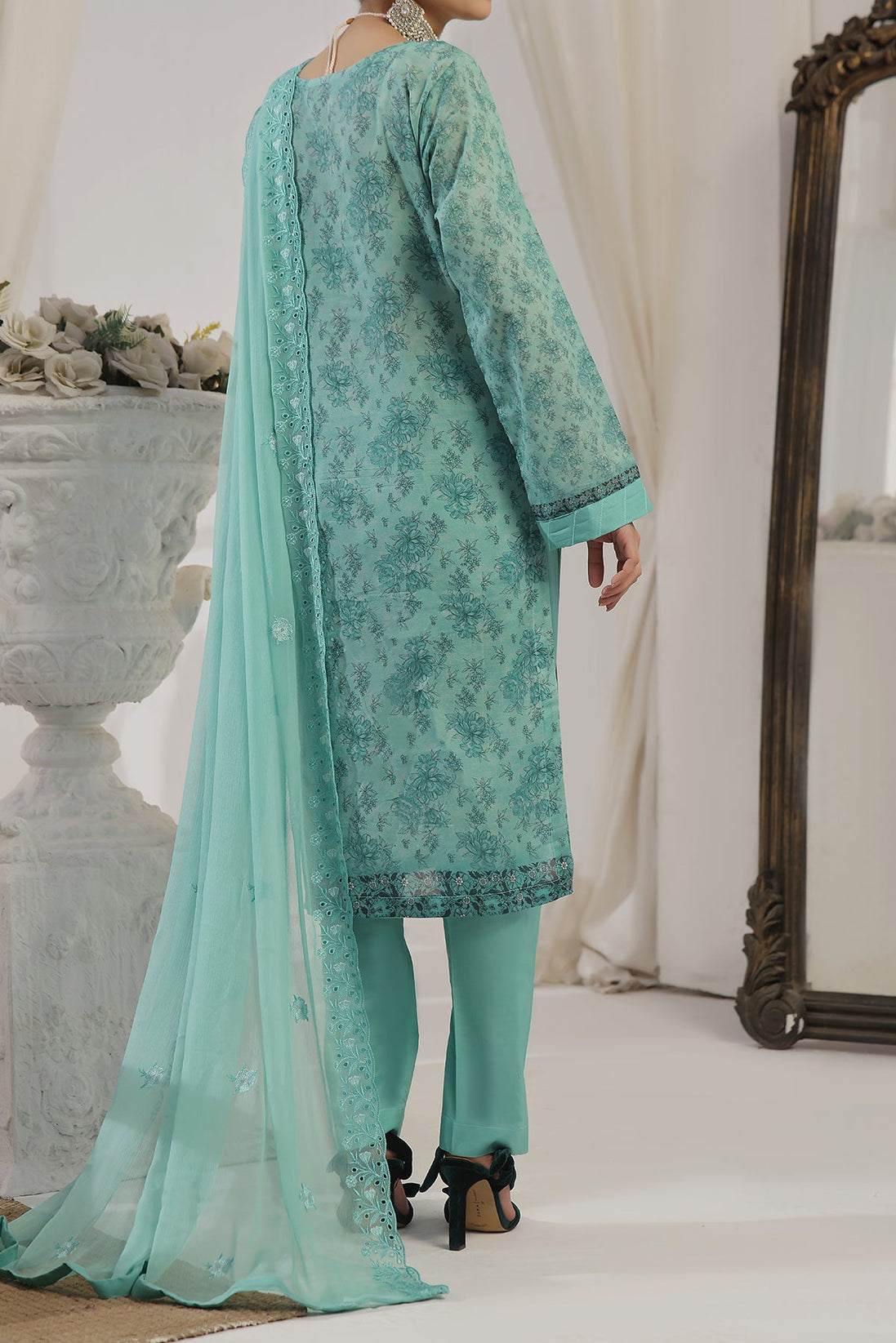 Khansa Luxury Lawn`25 D#07