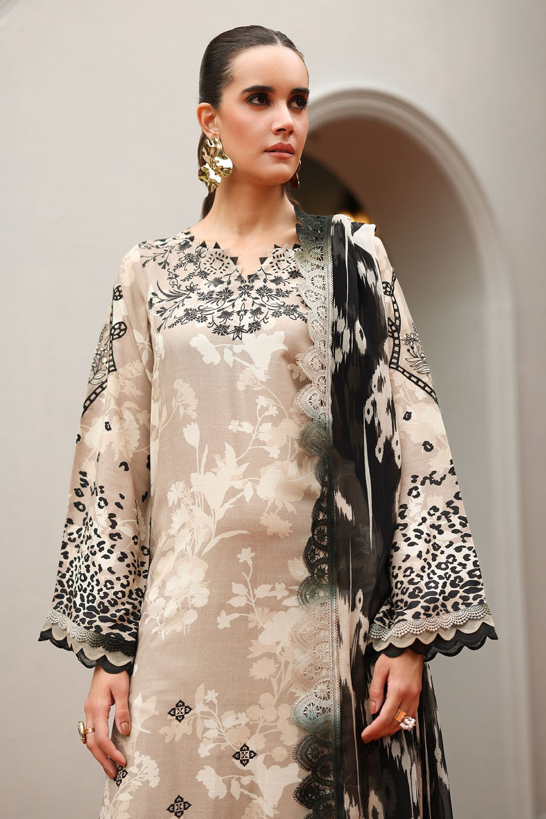 RA Nureh Delights S-Linen`25 DD#23