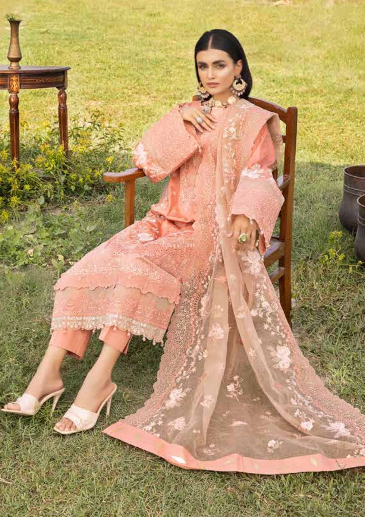 Muscari Emb Cotton Satin`22 D#102