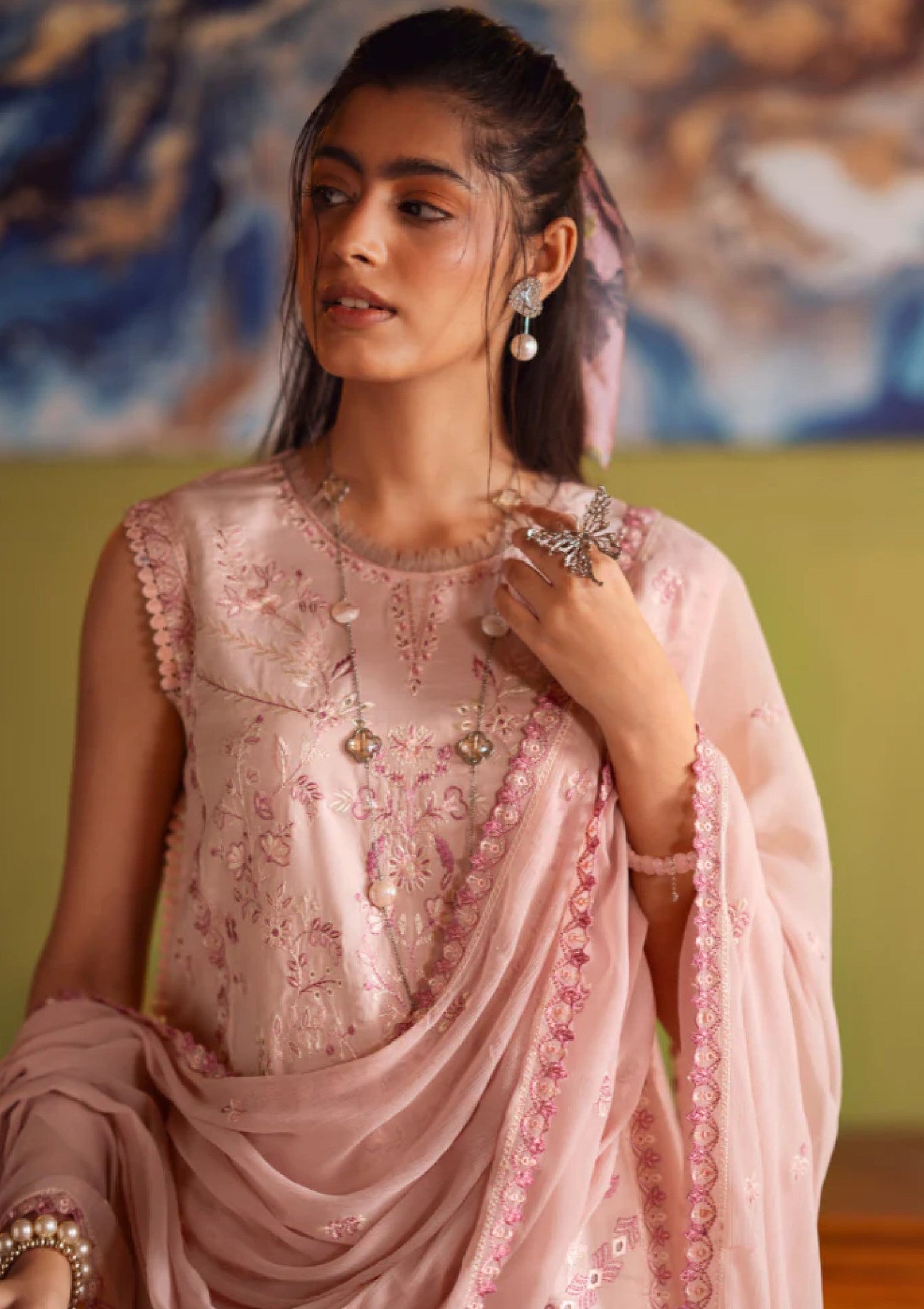 Humdum Lalarukh Emb Lawn'25 D#02