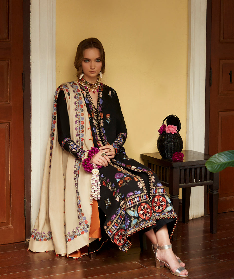 Zaha Winter Unstitched Collection'22 ZW#04 (FERAY)