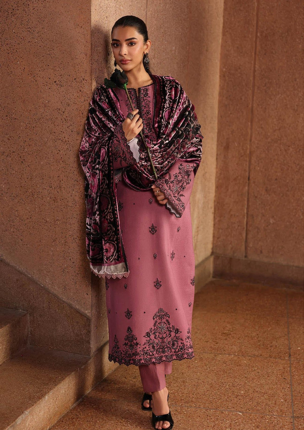 Raj Bari P/Winter Shawl`25 D#02