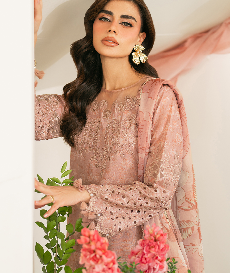 Iznik Festive Edition`25 IFE#12