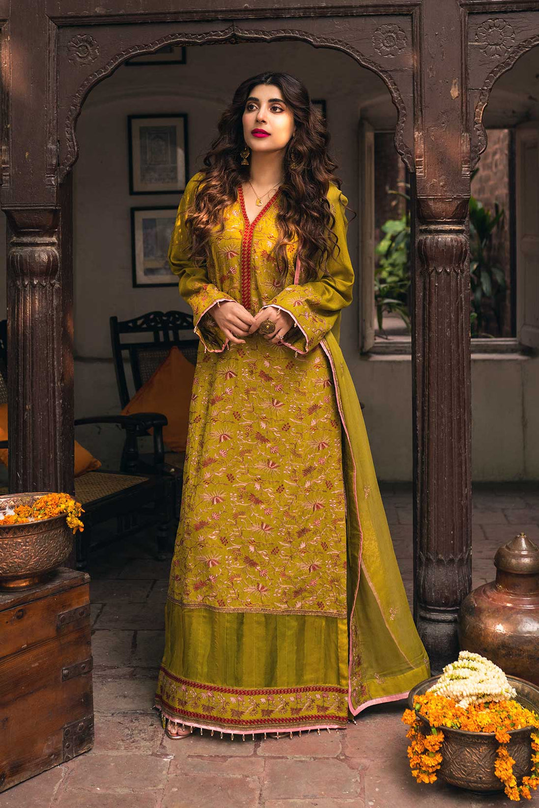 Raaya Luxury Emb Series`20 D#326