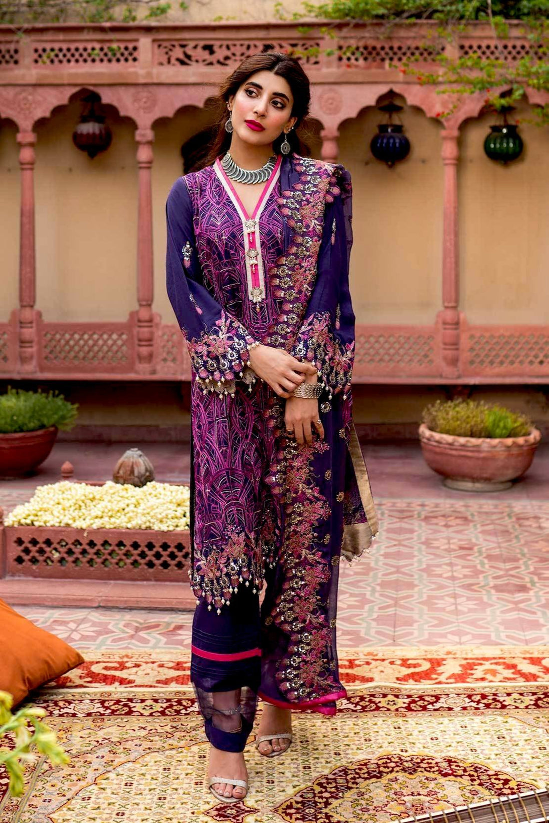 Raaya Luxury Emb Series`20 D#329