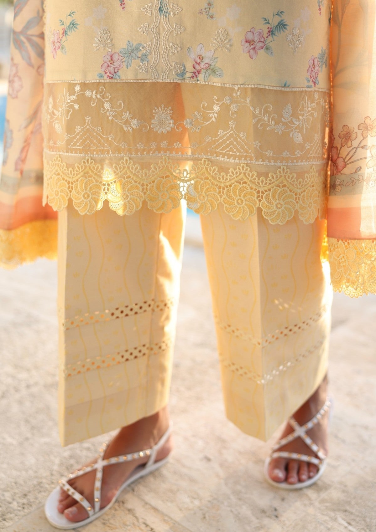 Naqsh Ayleen Lawn`26 QALAM E RANG