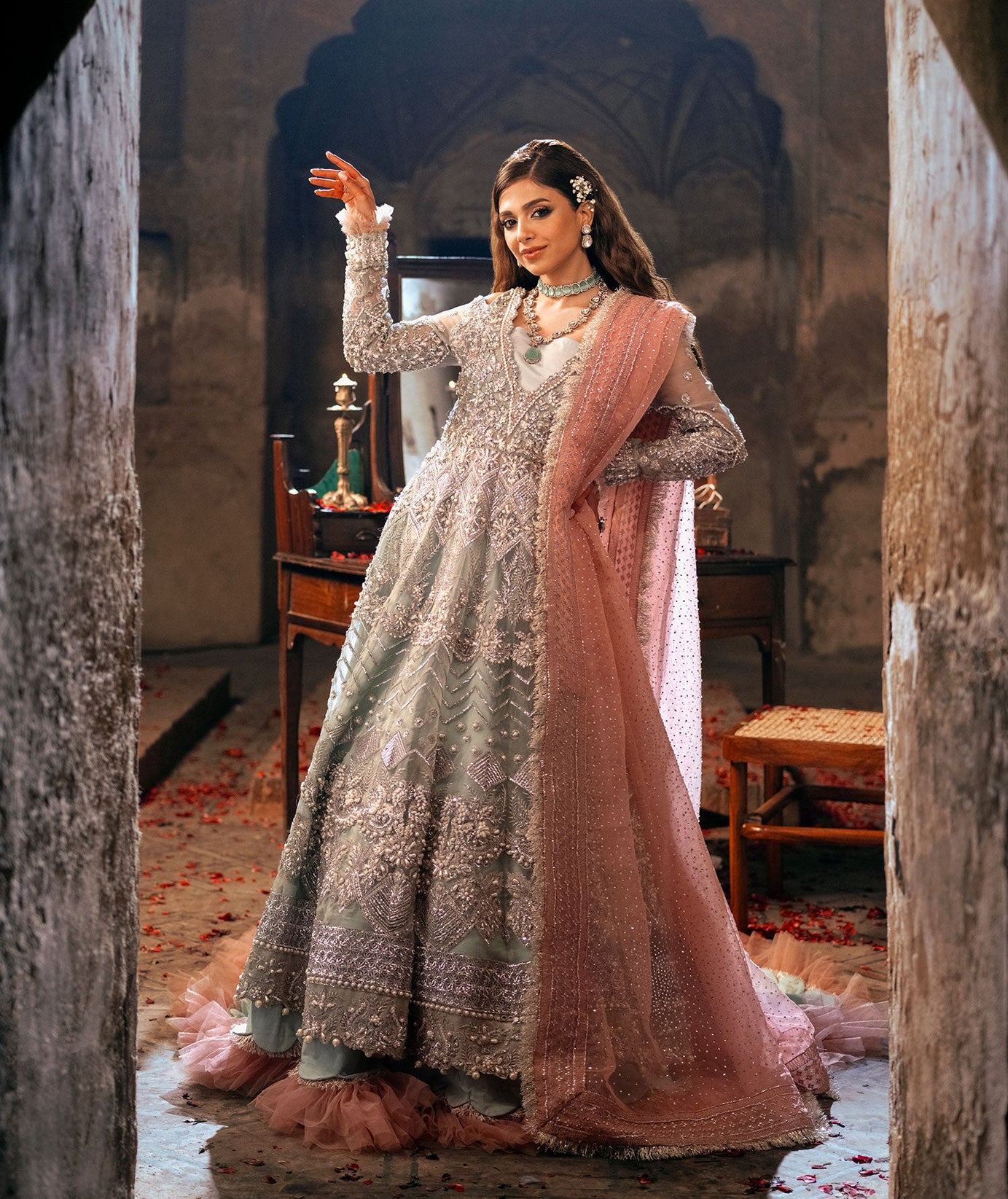 Maryam Hussain Gulaab Festive`24 (ROSHAN)
