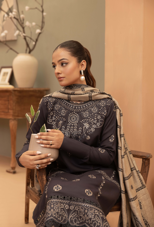 Hamdam Carvan Emb Wool`25 D#07