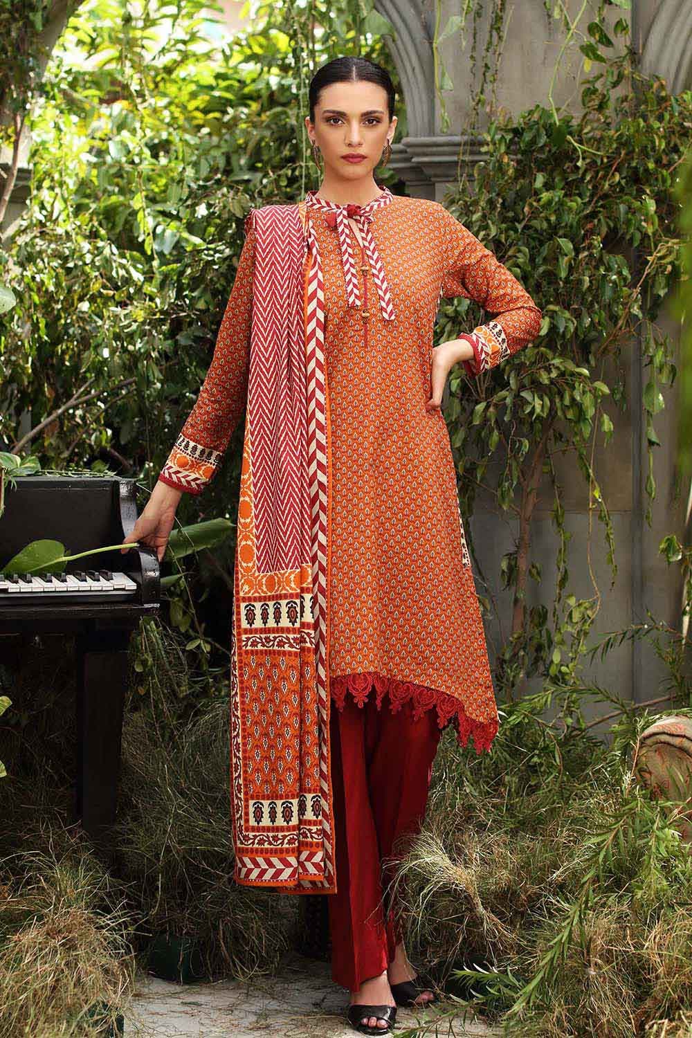 Gul Ahmed Winter Collection`22 AY#12036-A