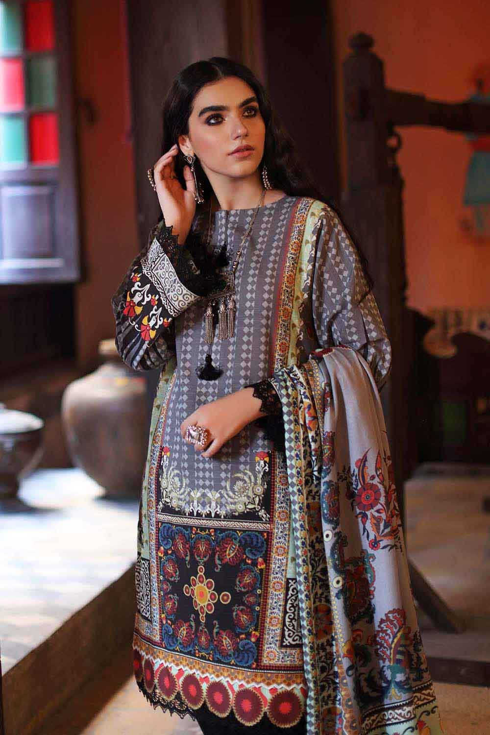 Gul Ahmed Winter Collection`22 PVS#12001-B