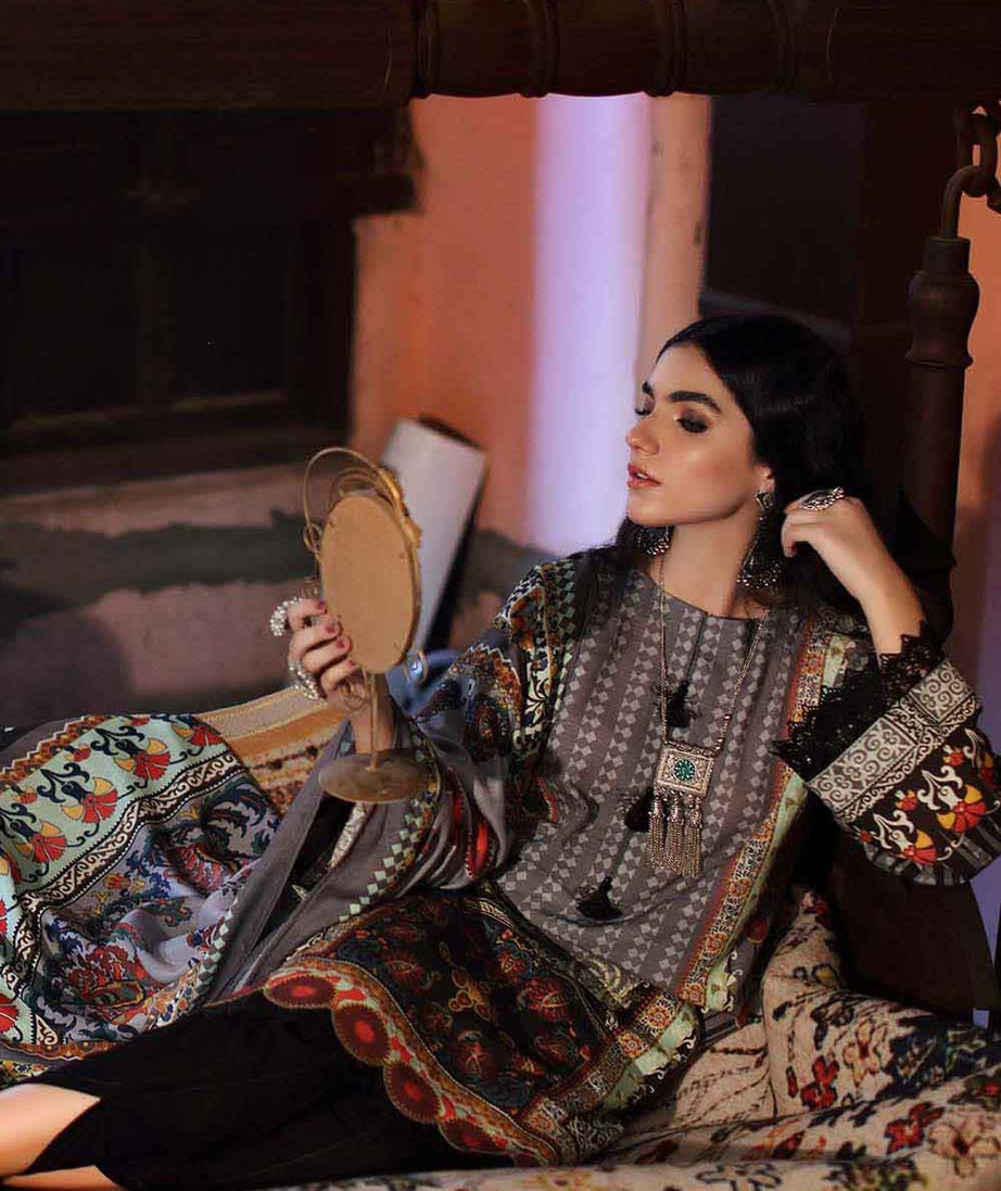 Gul Ahmed Winter Collection`22 PVS#12001-B