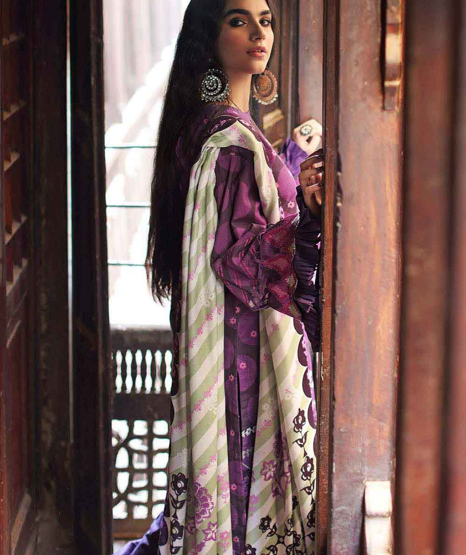 Gul Ahmed Winter Collection`22 PVS#12002-A