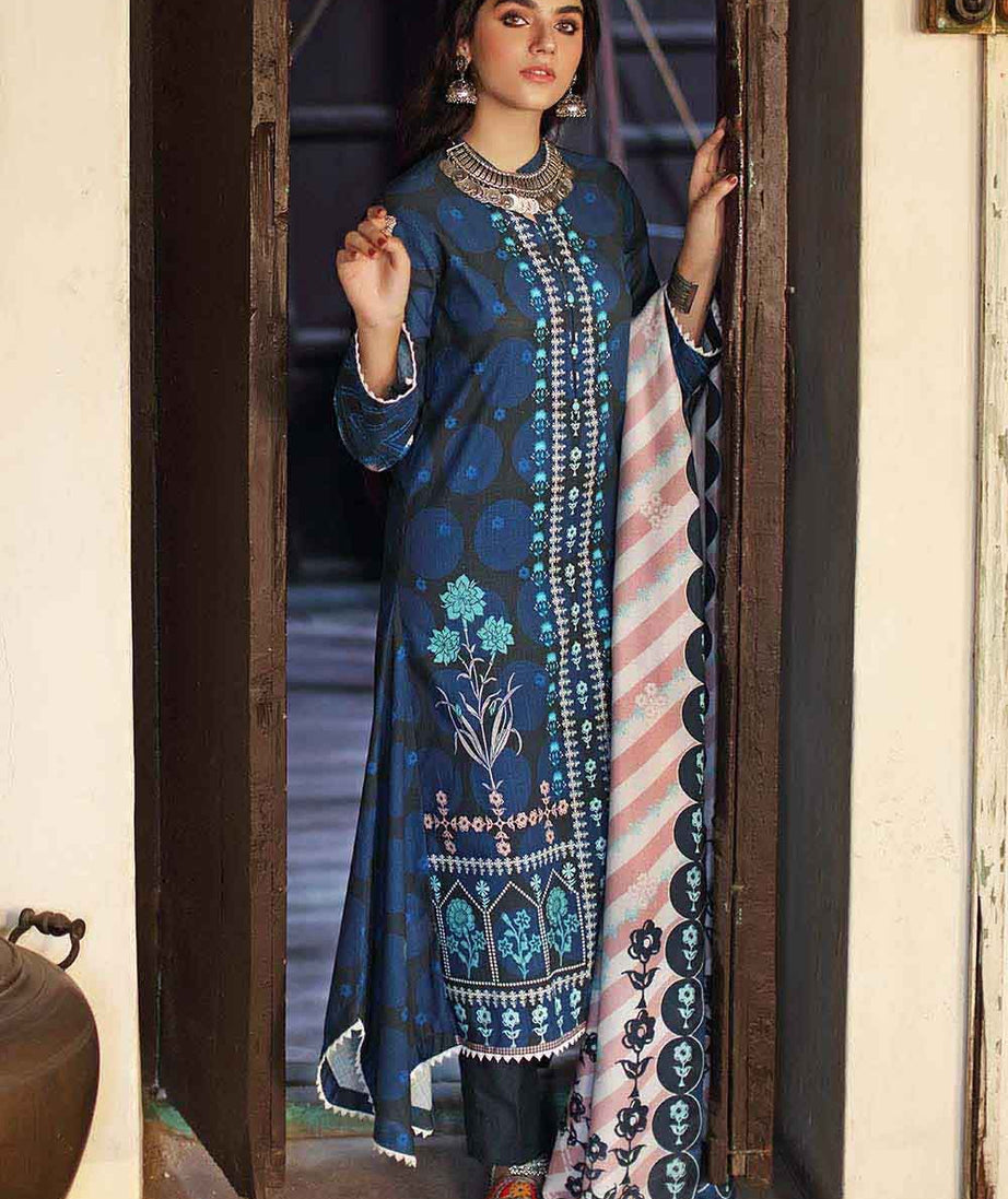 Gul Ahmed Winter Collection`22 PVS#12002-B
