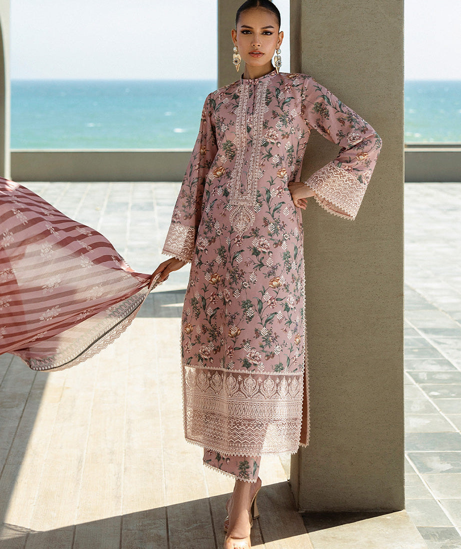 Zainab Chottani Tahra Lawn`25 D#09