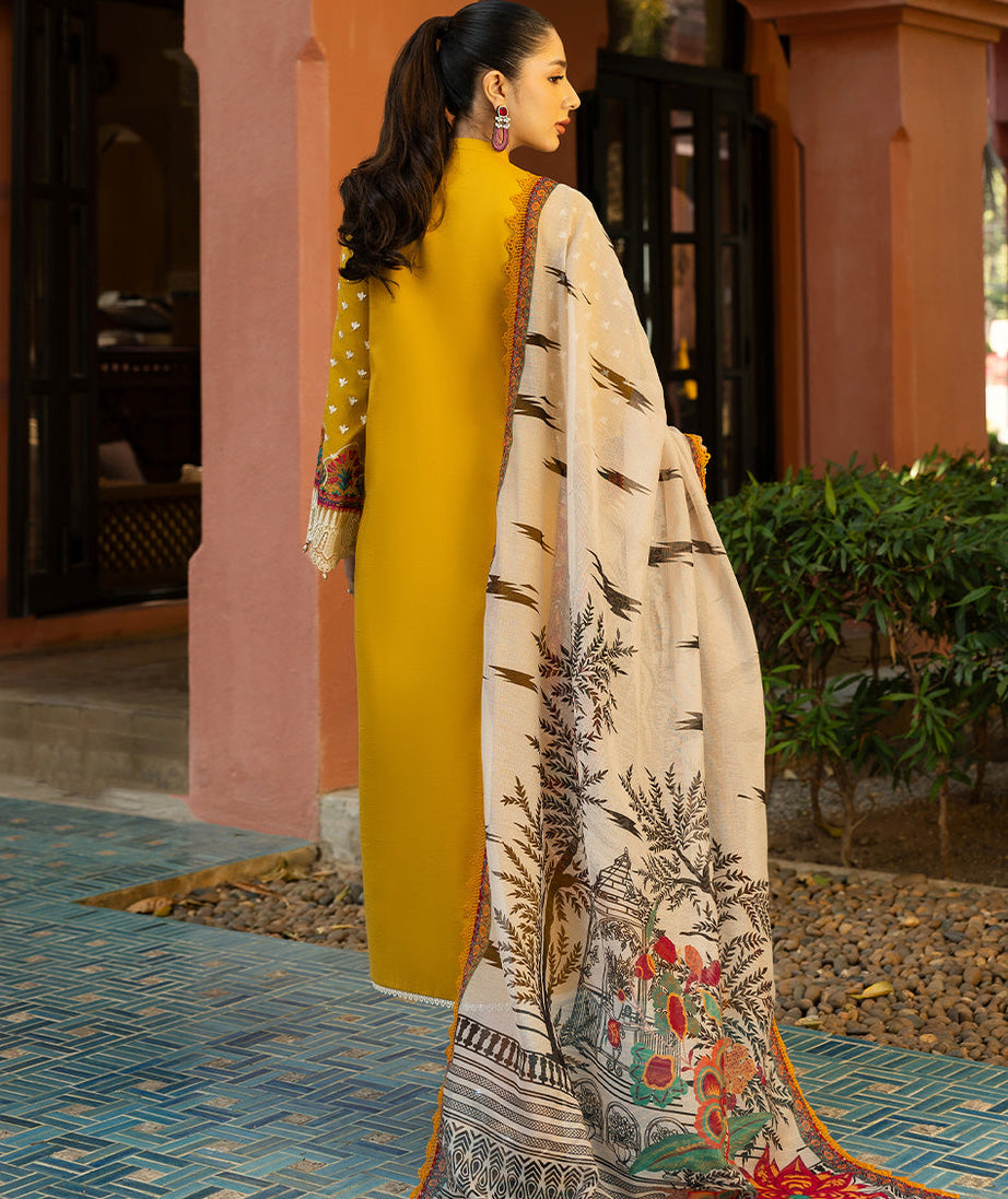 Zainab Chottani Chikankari`25 D#4-A