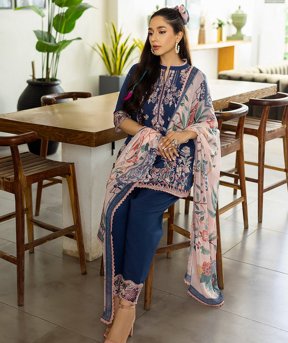 Zainab Chottani Tahra Lawn`25 D#14