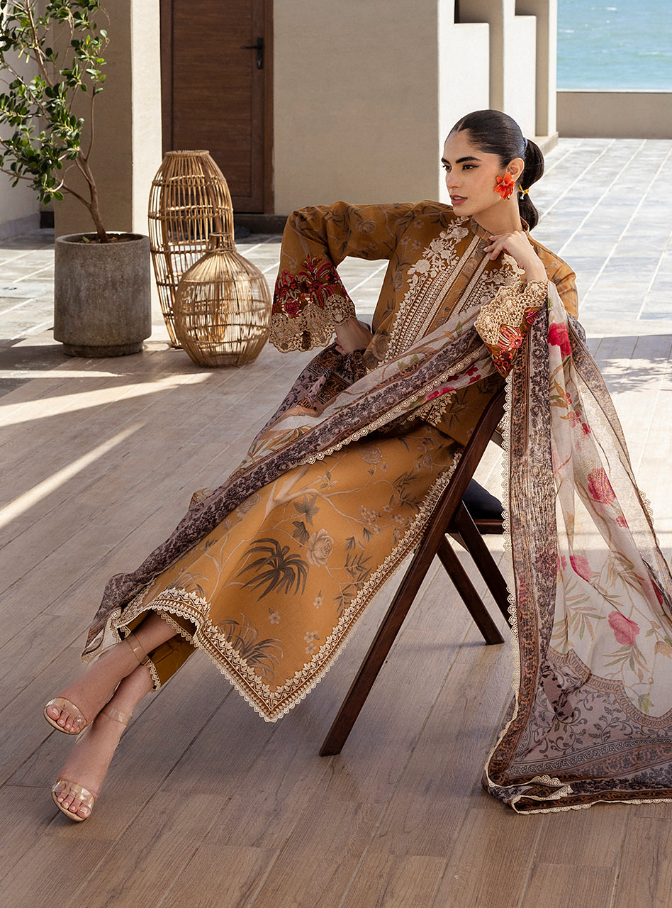 Zainab Chottani Tahra Lawn`25 D#06