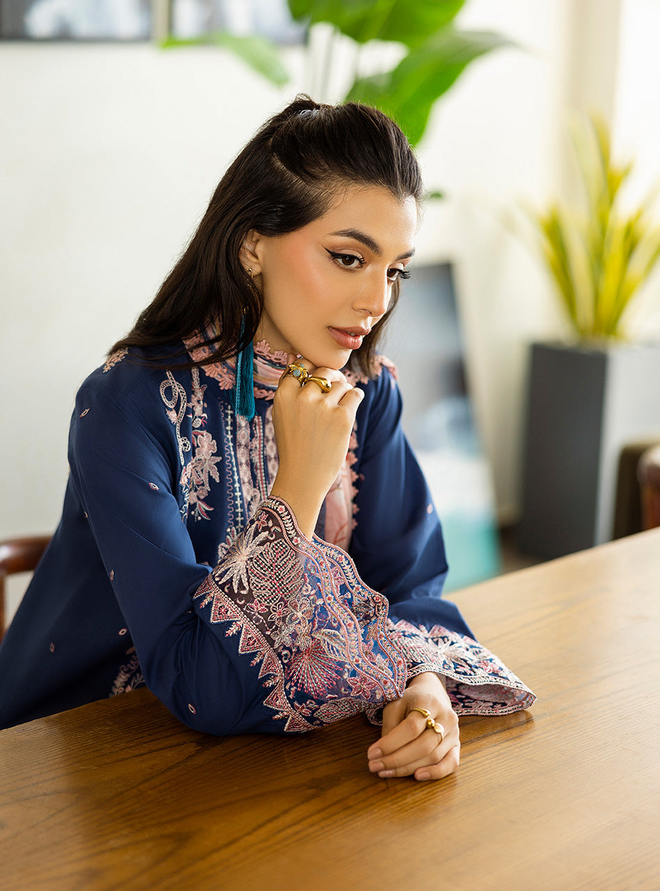 Zainab Chottani Tahra Lawn`25 D#14