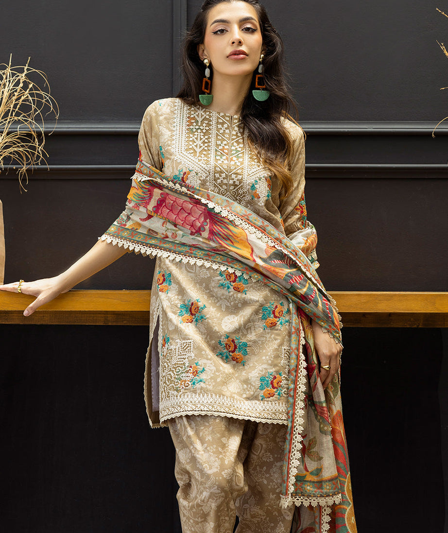 Zainab Chottani Tahra Lawn`25 D#03
