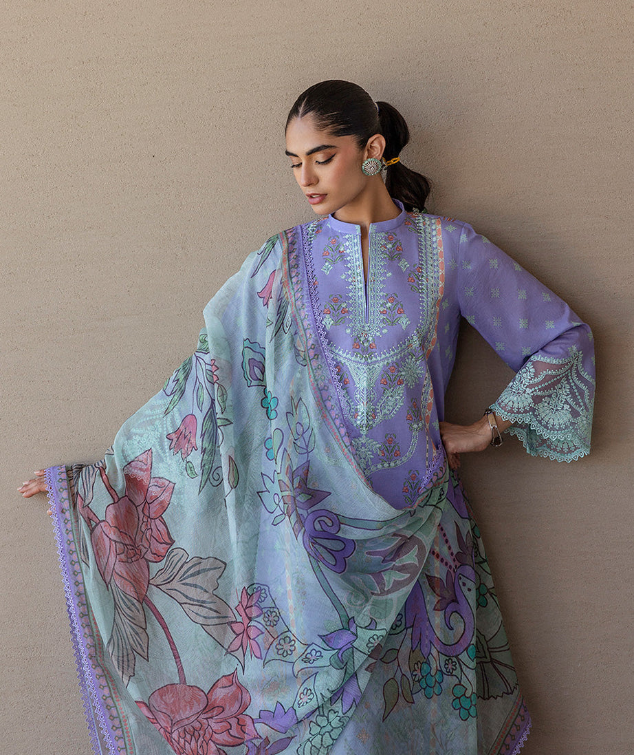 Zainab Chottani Tahra Lawn`25 D#15