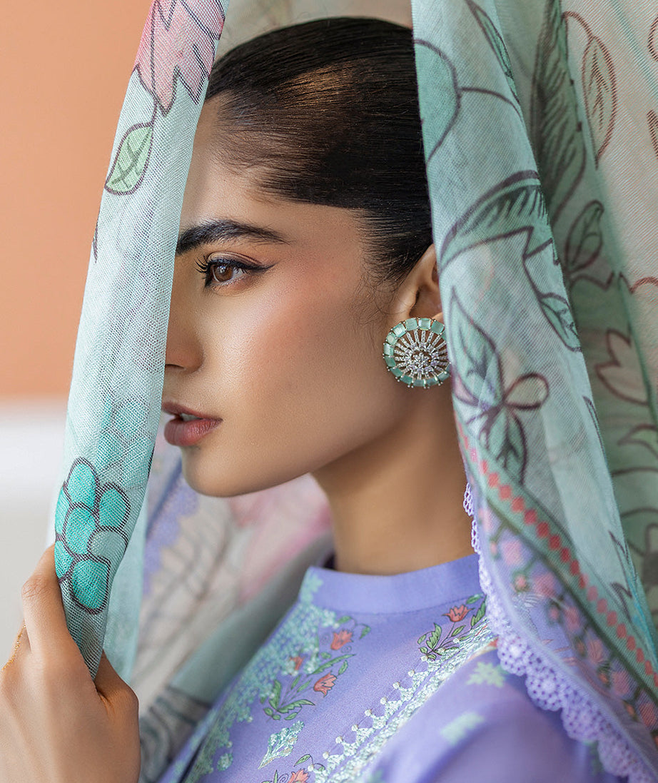 Zainab Chottani Tahra Lawn`25 D#15