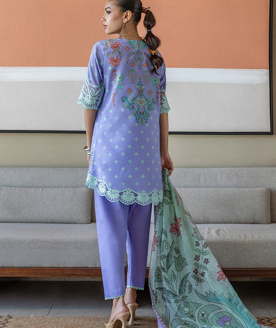 Zainab Chottani Tahra Lawn`25 D#15