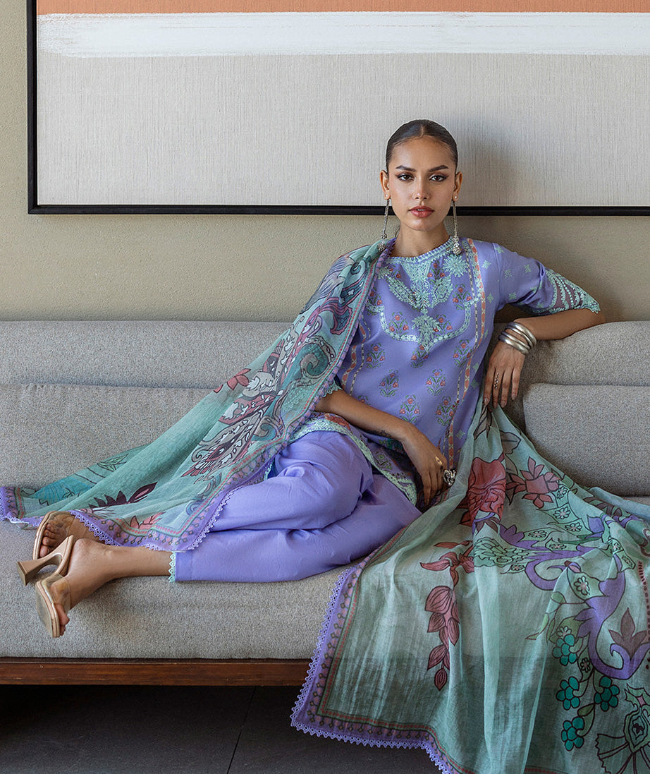 Zainab Chottani Tahra Lawn`25 D#15