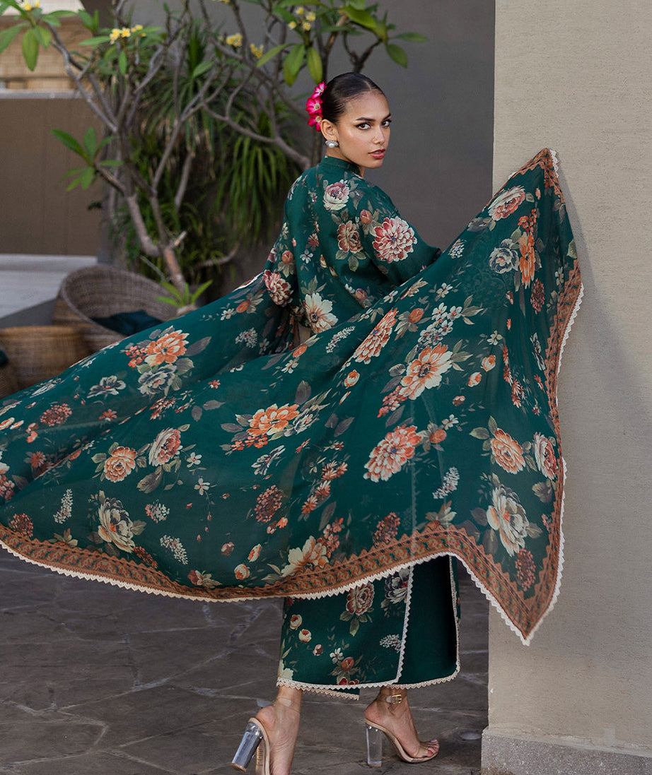 Zainab Chottani Tahra Lawn`25 D#01