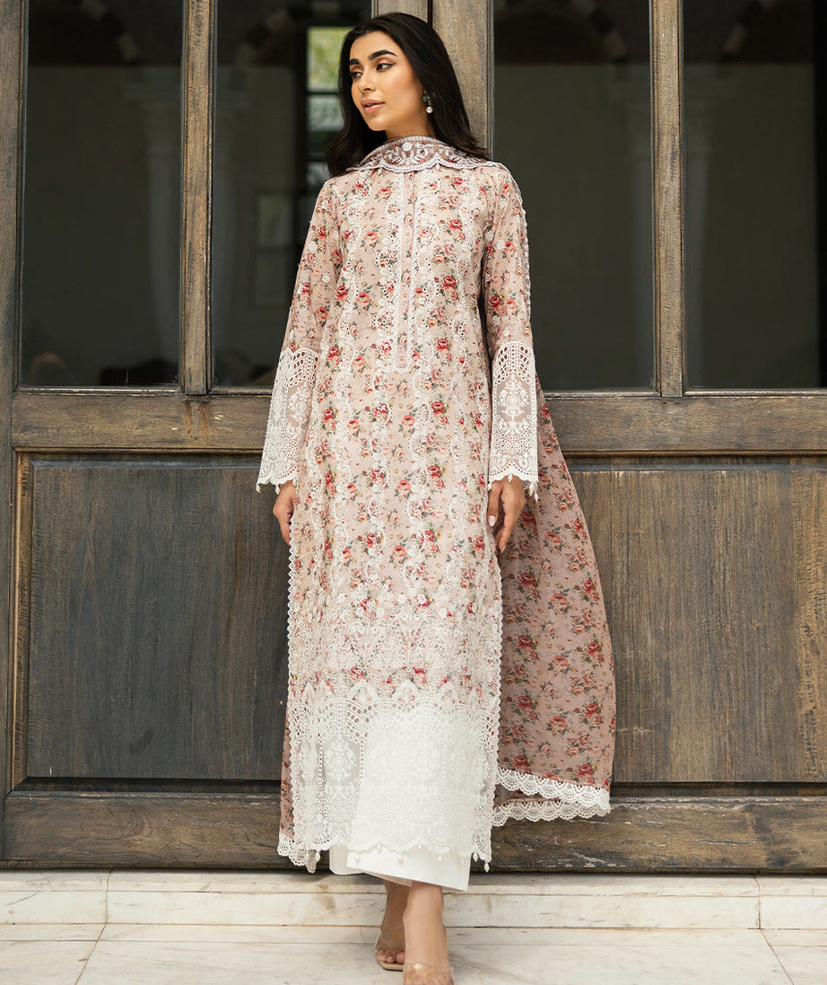Zainab Chottani Chikankari`25 D#9-A