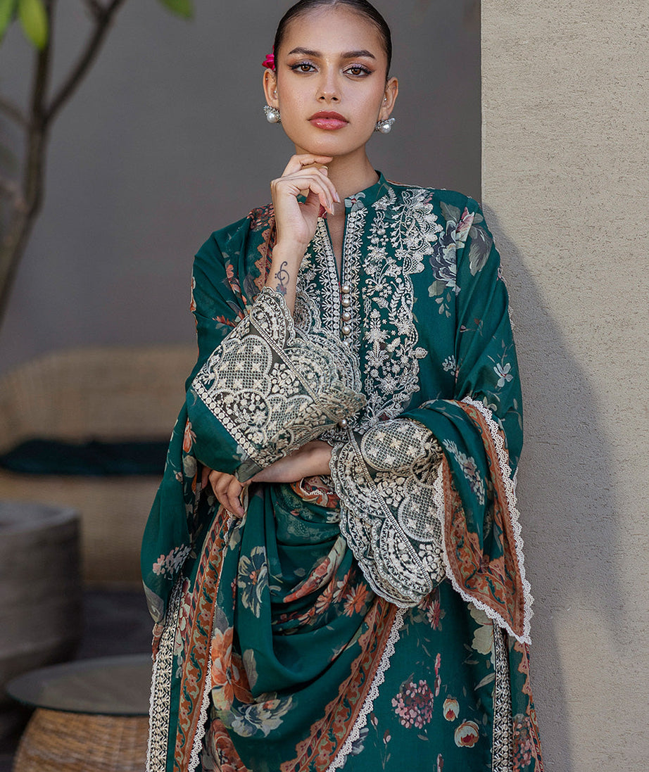 Zainab Chottani Tahra Lawn`25 D#01
