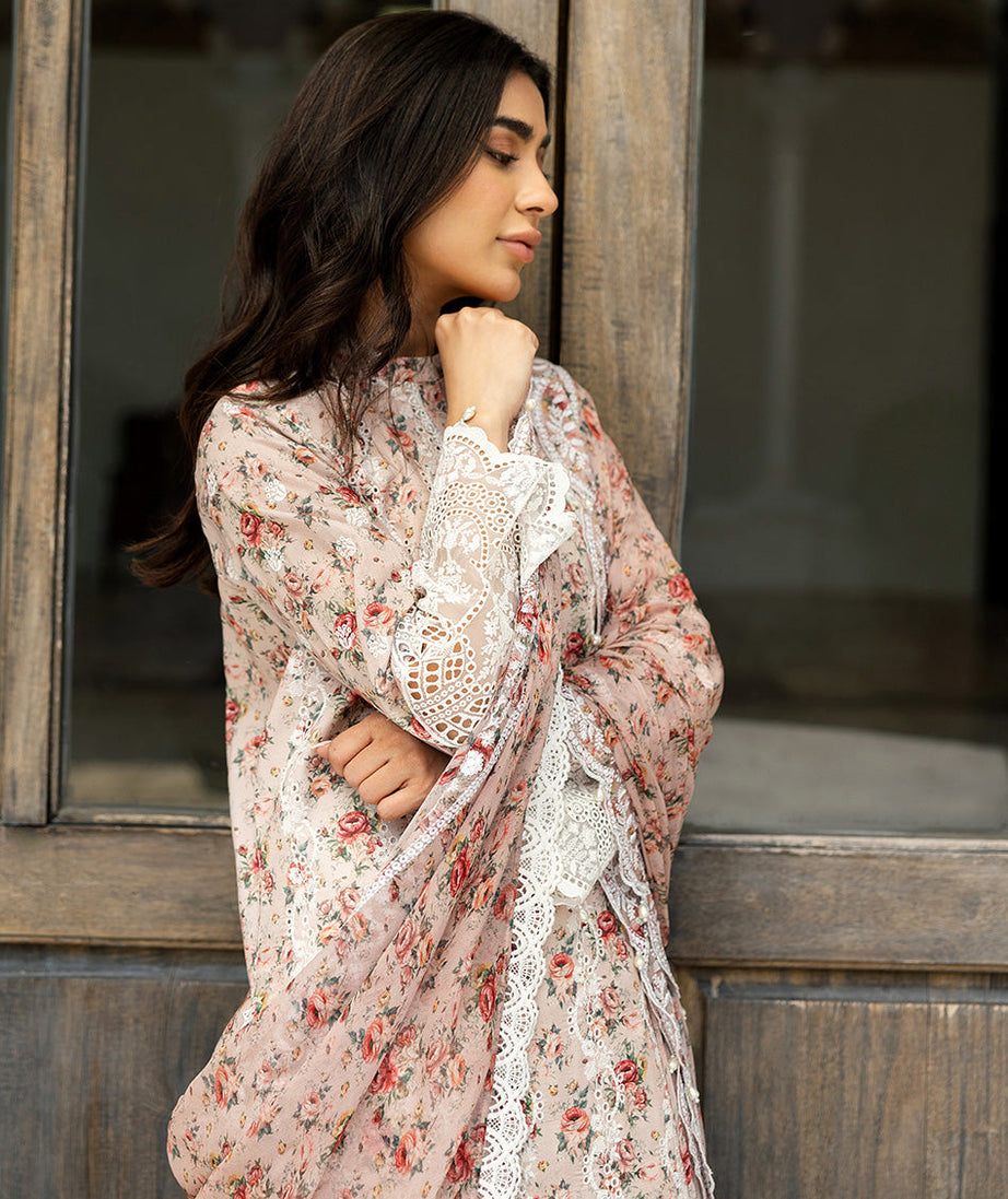 Zainab Chottani Chikankari`25 D#9-A